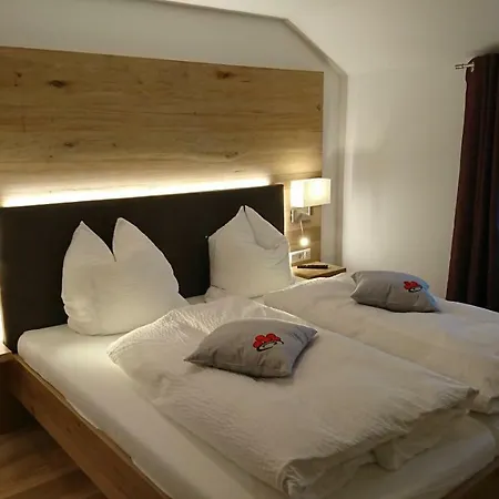 Traumhafte Mit Pool *