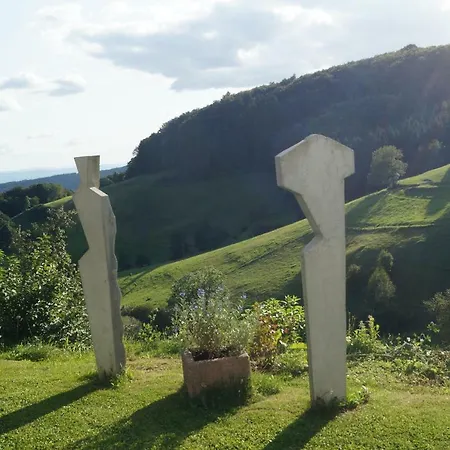 Traumhafte Mit Pool アパート *