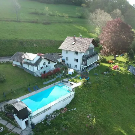 Traumhafte Mit Pool * Steinen (Lorrach)
